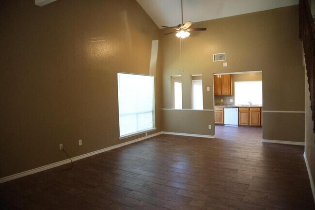 2307 Edgedale Dr in Missouri City, TX - Building Photo - Building Photo
