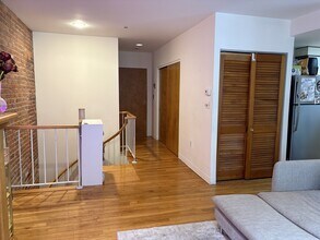 87 Gainsborough St, Unit 103 in Boston, MA - Foto de edificio - Building Photo