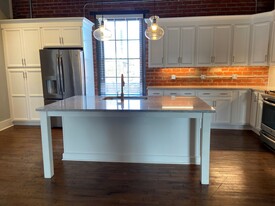 1200 Commerce St, Unit #3 in Lynchburg, VA - Building Photo