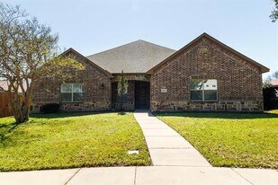 924 Via Barcelona in Mesquite, TX - Building Photo