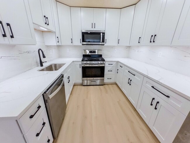 2203 Bear Valley Terrace in Silver Spring, MD - Building Photo - Building Photo