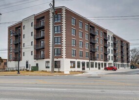 9201 Milwaukee ave in Niles, IL - Building Photo