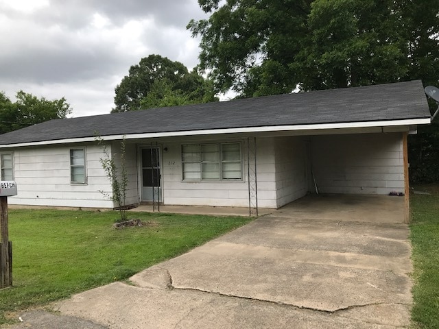 212 N Beech Ave in Spiro, OK - Building Photo