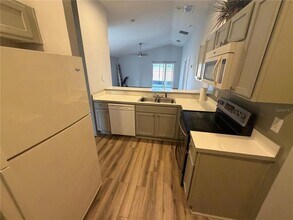 15187 Harrowgate Way in Winter Garden, FL - Building Photo - Building Photo