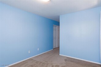 6736 Prairie Dusk Dr in Las Vegas, NV - Building Photo - Building Photo