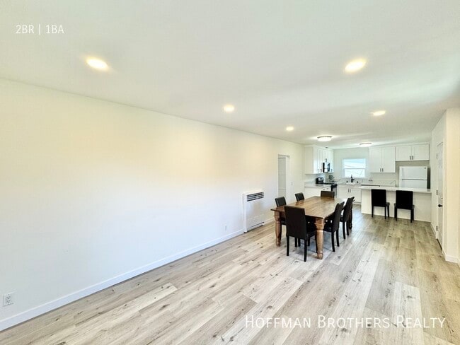 2015 S Shenandoah St in Los Angeles, CA - Building Photo - Building Photo