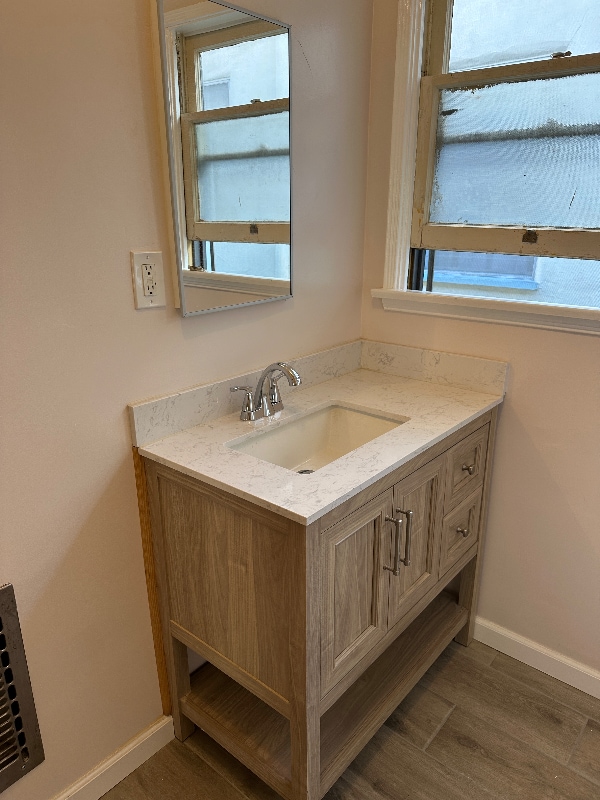 4286 Leimert Blvd in Los Angeles, CA - Foto de edificio - Building Photo