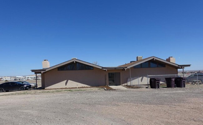 property at 667 E Clarion Dr