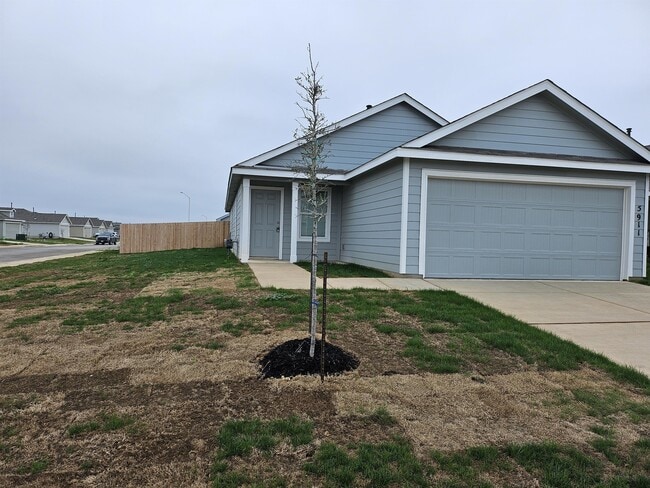 property at 5911 Coahulia Rdg