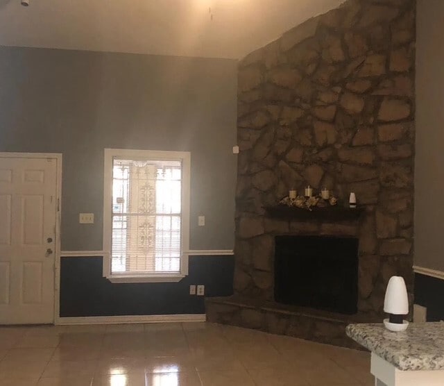 12242 W Village Dr in Houston, TX - Building Photo - Building Photo