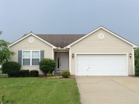 6124 Pine Meadows Dr in Loveland, OH - Building Photo