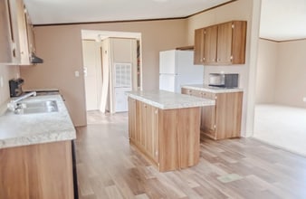565 Mustang Dr in Stephenville, TX - Building Photo - Building Photo