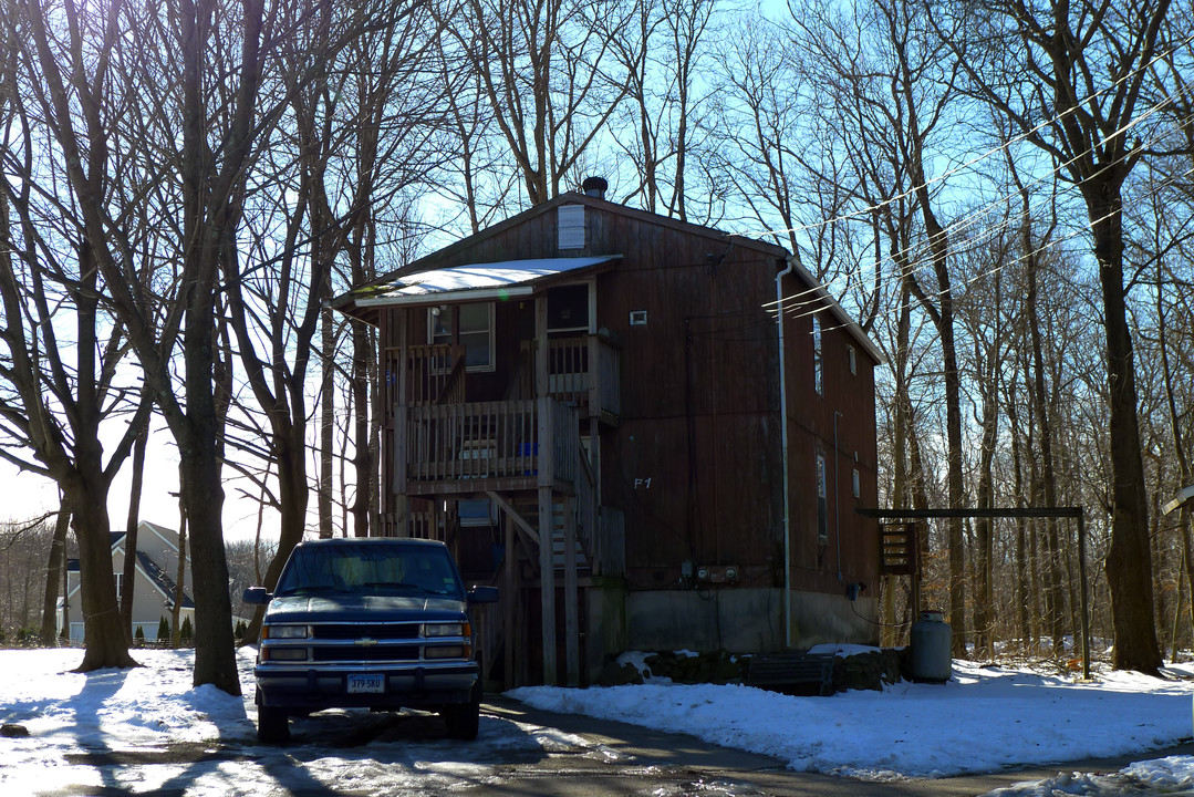 Prospect Gardens in Prospect, CT - Building Photo