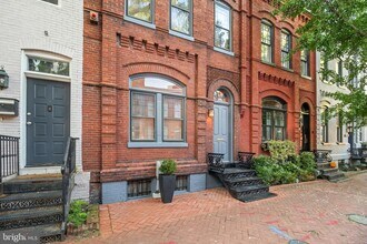 1522 Swann St NW in Washington, DC - Building Photo - Building Photo