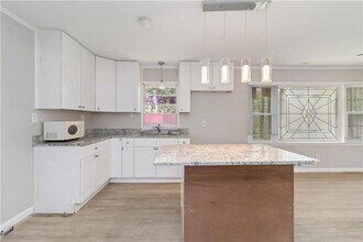 365 Kemolay Rd SW in Mableton, GA - Building Photo - Building Photo