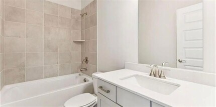 403 Elise Wy in Lawrenceville, GA - Building Photo - Building Photo