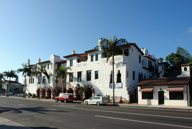 El Andaluz in Santa Barbara, CA - Building Photo - Building Photo