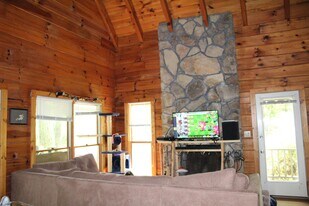 104 Trinity Pond Road in Winterville, GA - Building Photo