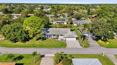 30 Maui Cir in Naples, FL - Building Photo - Building Photo