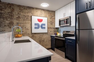 857 BERGEN Ave in Jersey City, NJ - Building Photo - Building Photo