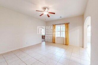 10 Kramer Ct in Sanger, TX - Building Photo - Building Photo