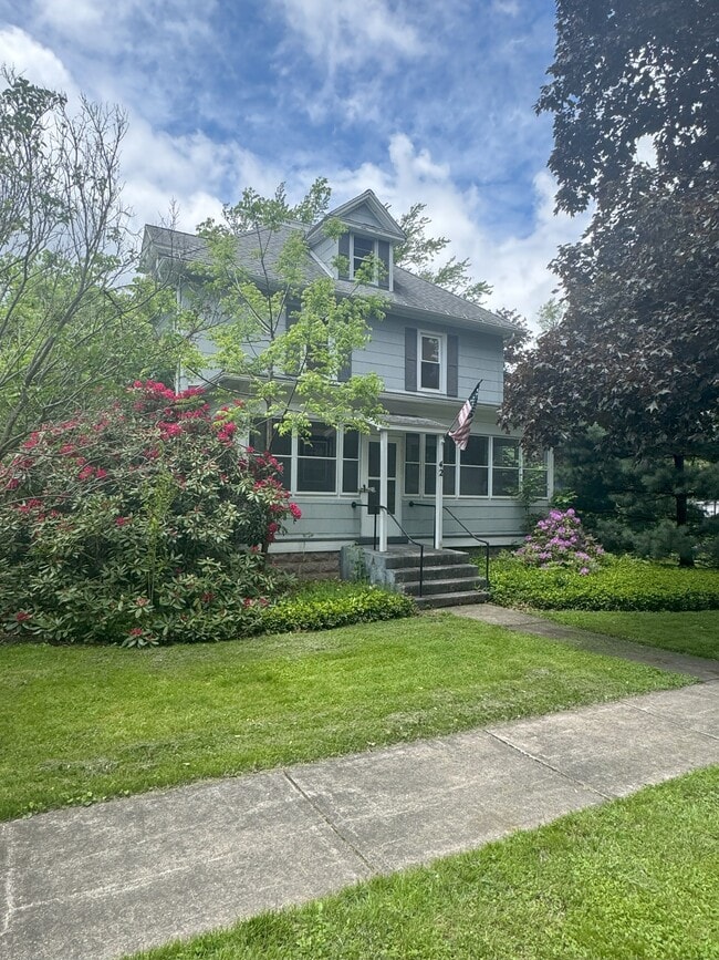 42 Chappell St, Unit Lower