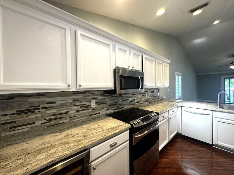 2335 SW 22nd Ave in Delray Beach, FL - Building Photo