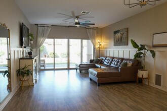 884 W Whistling Thorn Ave in San Tan Valley, AZ - Building Photo - Building Photo