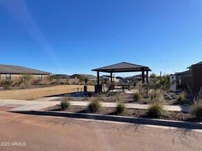 17401 W Red Fox Rd in Surprise, AZ - Building Photo - Building Photo