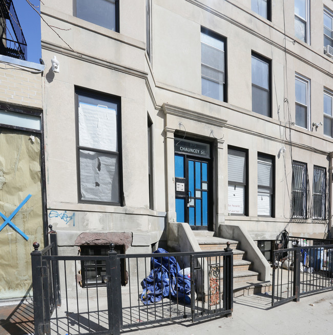 375 Chauncey St in Brooklyn, NY - Building Photo - Building Photo