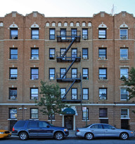 37-31 Crescent St Apartments