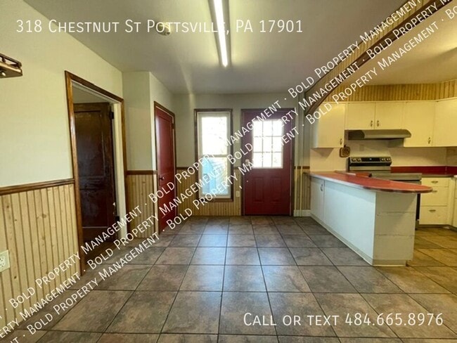 318 Chestnut St in Pottsville, PA - Building Photo - Building Photo