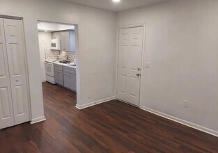 824 Valencia Ave in Daytona Beach, FL - Building Photo - Building Photo