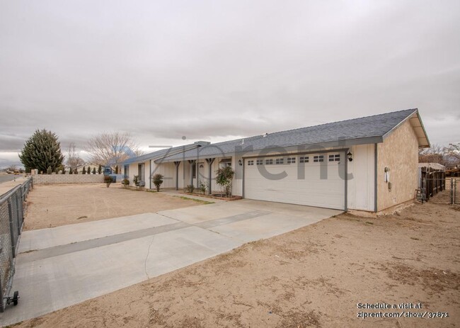 17162 Coolwater Ave in Palmdale, CA - Building Photo - Building Photo