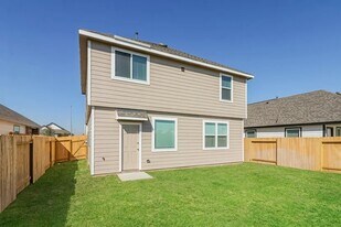 3001 Wild Indigo Trl in Brookshire, TX - Building Photo