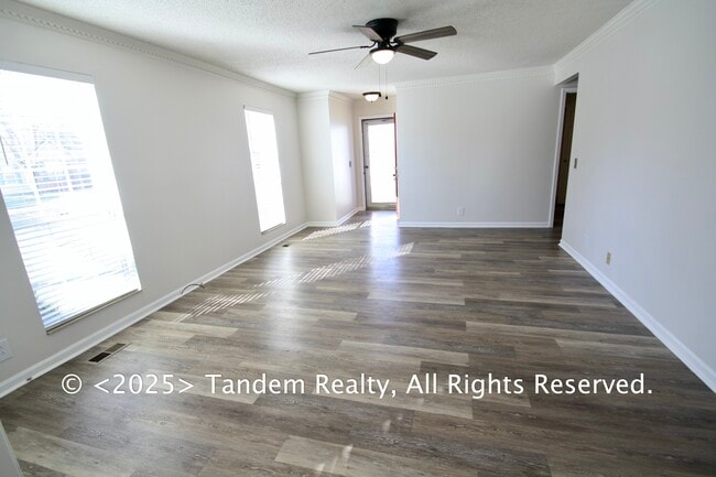 1109 Jacksons Valley Rd in Hermitage, TN - Building Photo - Building Photo