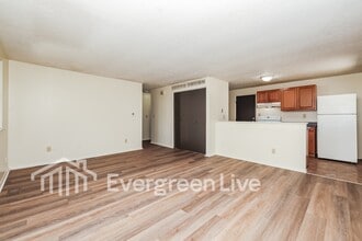 8178 Mt Hood in Huber Heights, OH - Building Photo - Building Photo