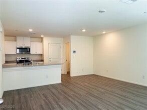 9916 Tangerine Hls St in Las Vegas, NV - Building Photo - Building Photo