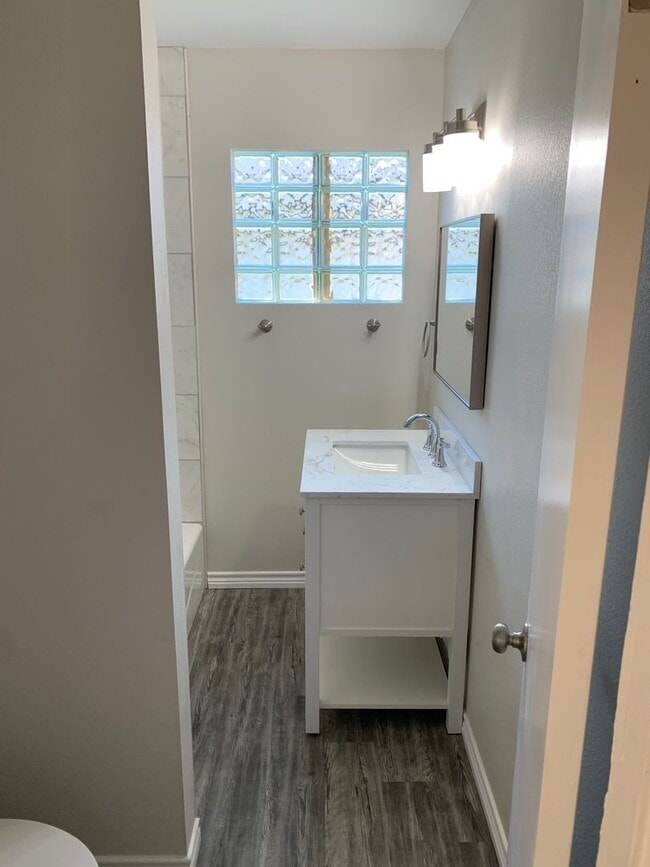 property at 4118 S Ong St