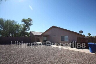 14944 W Maui Ln in Surprise, AZ - Building Photo - Building Photo