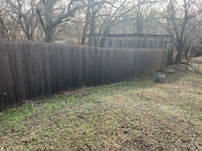 8910 Oak Valley Dr in Midwest City, OK - Building Photo - Building Photo