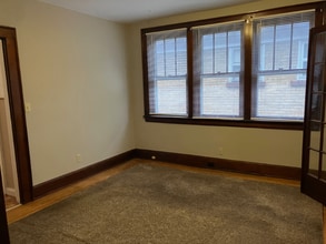 121 W 33rd St in Covington, KY - Foto de edificio - Building Photo