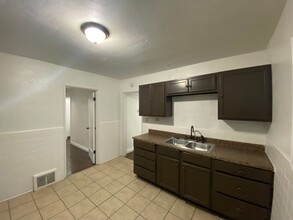 250 S Hartnett Ave in Ferguson, MO - Building Photo - Building Photo