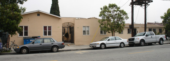 53rd Street Apartments in Los Angeles, CA - Foto de edificio - Building Photo