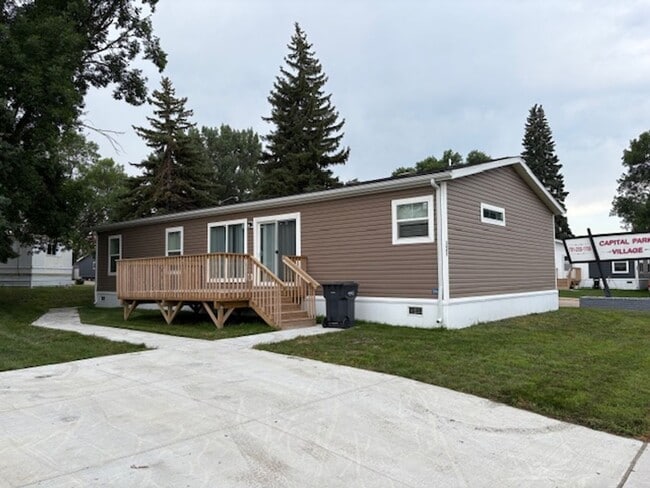 property at 1821 N 11th St