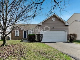 5248 Gobel Dr, Unit 04204 in Groveport, OH - Building Photo