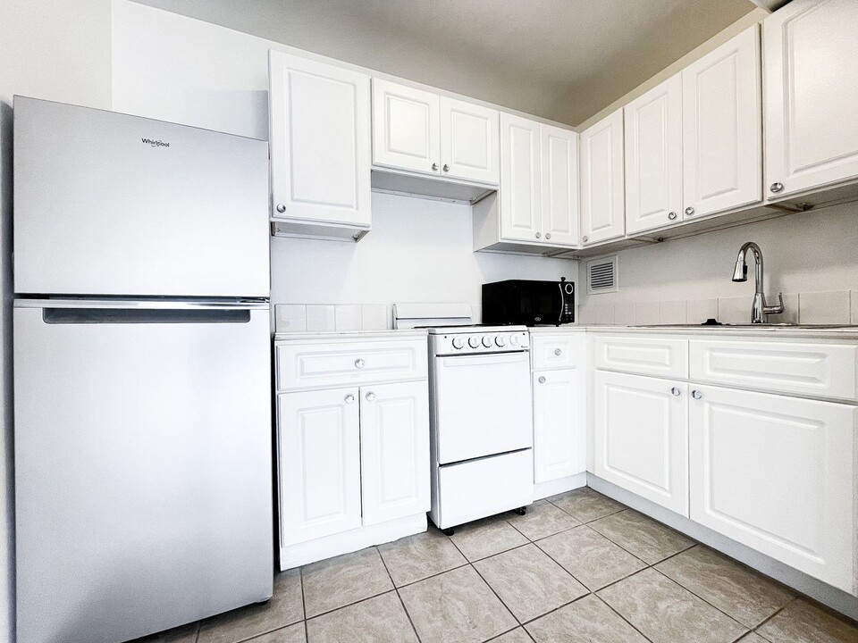 1415 Victoria St in Honolulu, HI - Building Photo