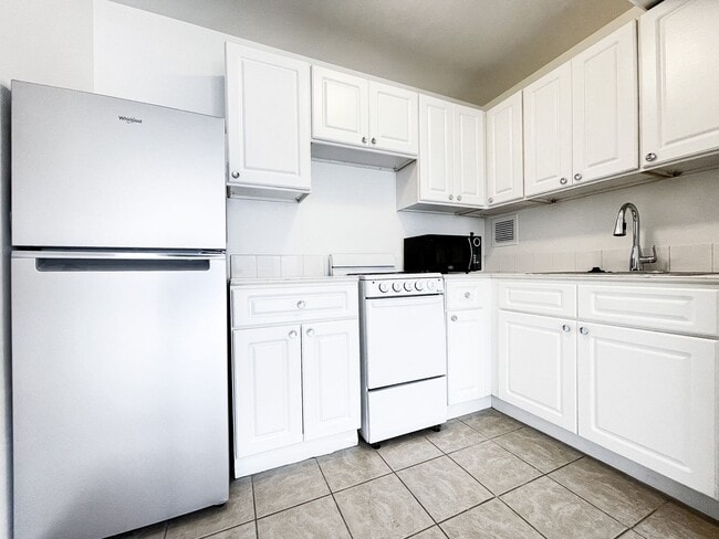 property at 1415 Victoria St