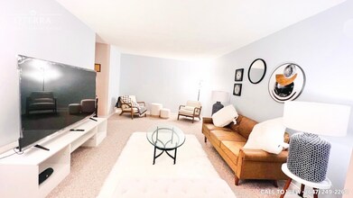 65 Highland Cres in Kitchener, ON - Building Photo - Building Photo