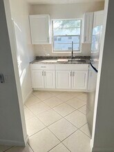 162 Camden G in West Palm Beach, FL - Building Photo - Building Photo